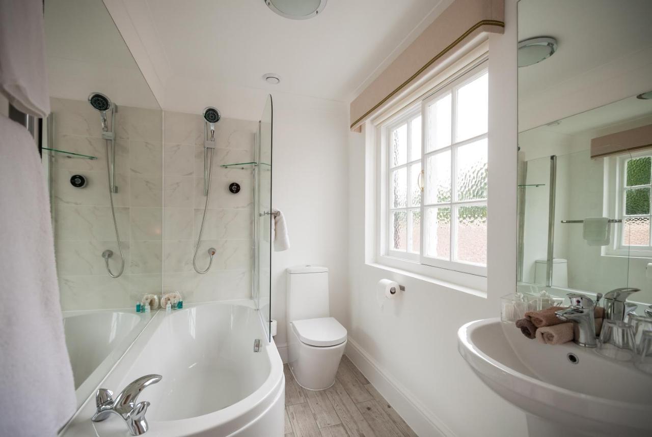 Goldsborough Hall Knaresborough Bagian luar foto