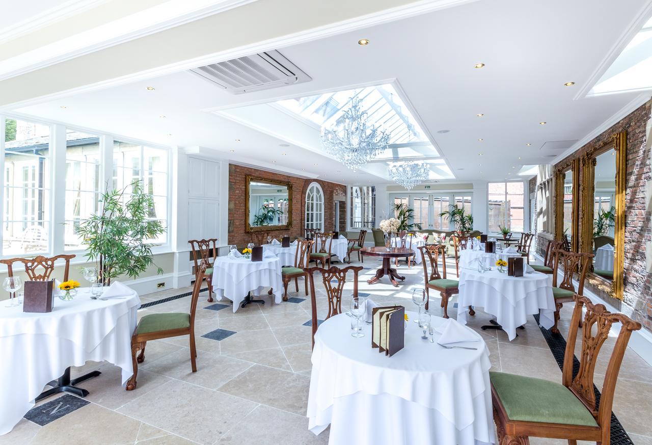 Goldsborough Hall Knaresborough Bagian luar foto