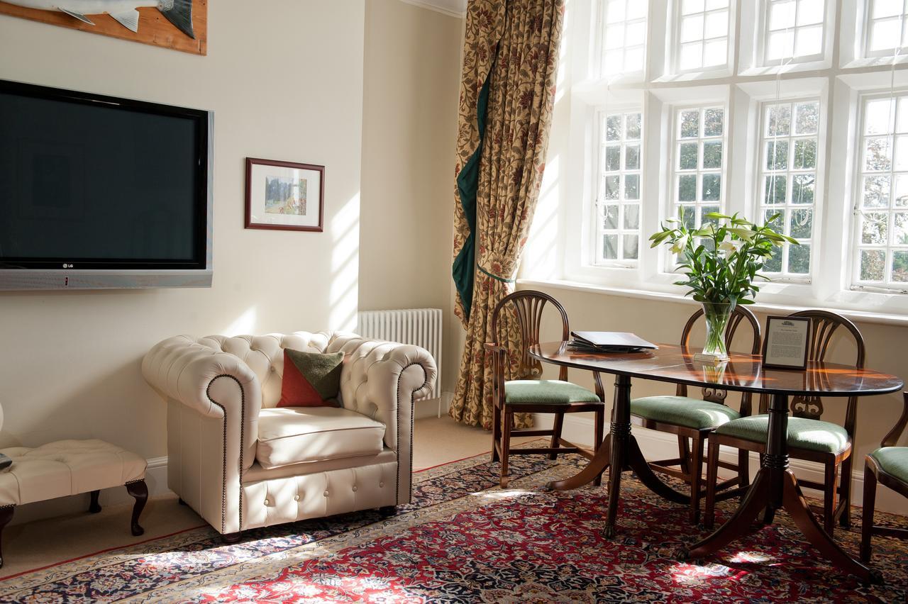 Goldsborough Hall Knaresborough Bagian luar foto