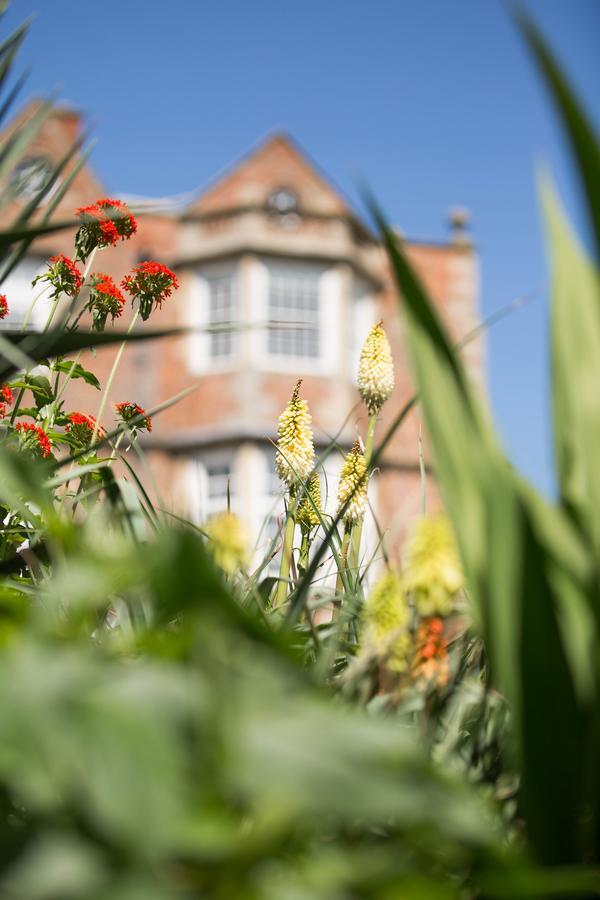 Goldsborough Hall Knaresborough Bagian luar foto