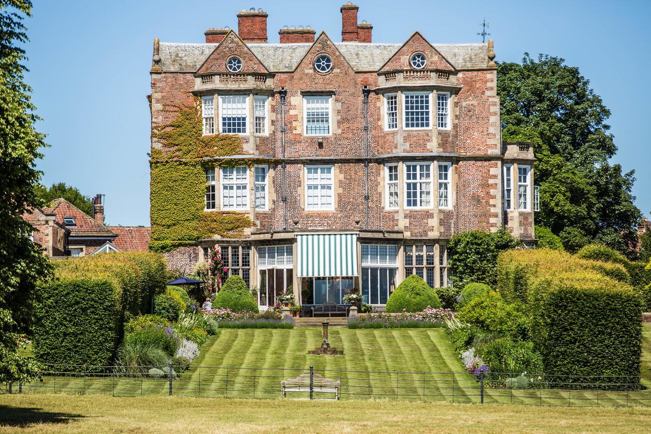 Goldsborough Hall Knaresborough Bagian luar foto