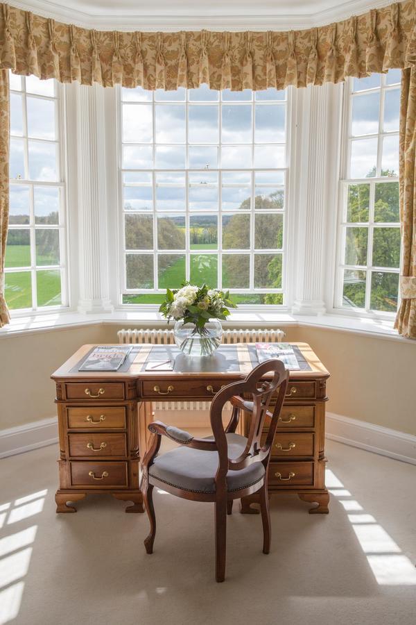 Goldsborough Hall Knaresborough Bagian luar foto