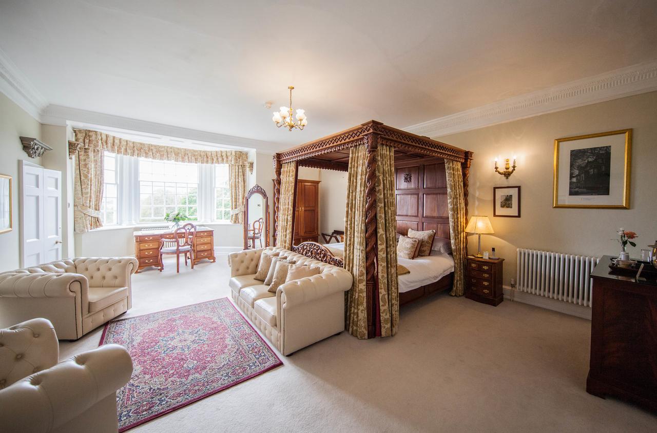 Goldsborough Hall Knaresborough Bagian luar foto